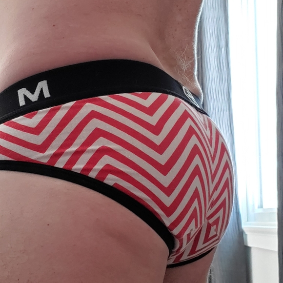 Male Basics Underwear (M) - Picture 2 of 2